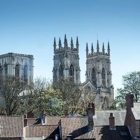 Clearly Bootham