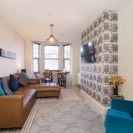 Clearly Bootham Apartment