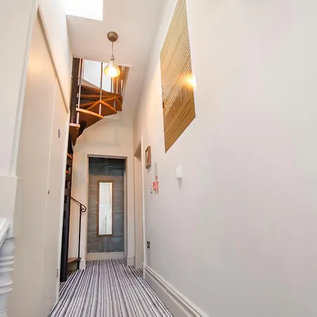 Clearly Bootham Apartment