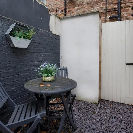 Clearly Bootham Apartment